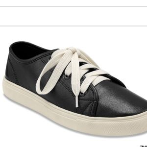 Natica LADAR METALLIC SNEAKER NWOT